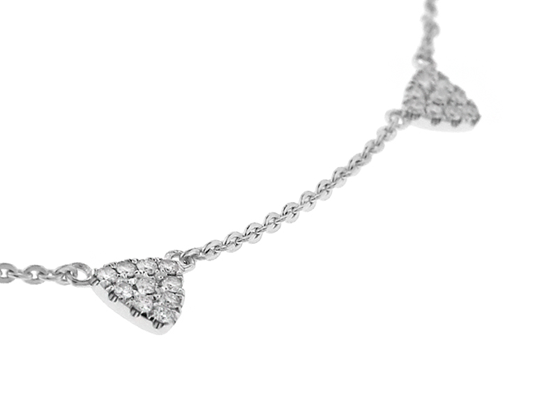5 Diamond Triangle Clusters on Chain in 18kt White Gold