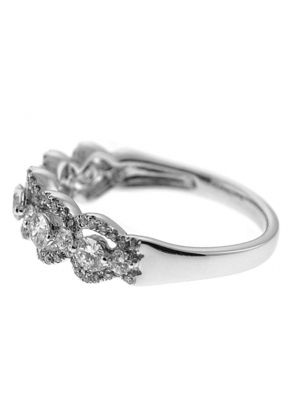 Graduated Prong Set Band with Round Diamonds and Semi Circle Borders in 18k White Gold