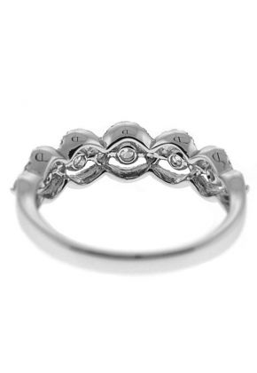 Graduated Prong Set Band with Round Diamonds and Semi Circle Borders in 18k White Gold