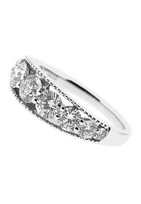 Graduated Prong-Set Band with Beaded Milgrain and Round Diamonds in 18k White Gold