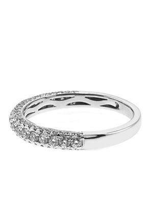 Single Row Triple Sided Band with Round Diamonds Set in 18k White Gold