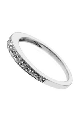 Milgrain Engraved Single Row Band with Micro-Prong Set Round Diamonds in 18k White Gold
