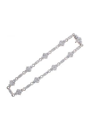 Bracelet with Links of Round Diamonds Connecting Clusters Set in 18k White Gold