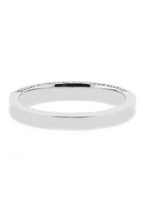 Three Side Band with Micro-Pav?? Set Round Diamonds Bordered by Beaded Milgrain in 18k White Gold