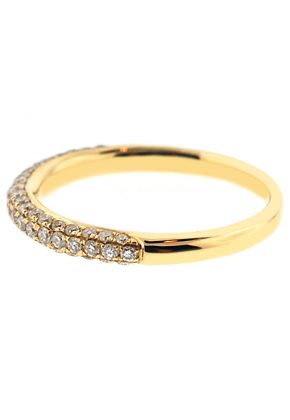 Diamond Wedding Band in 18K Yellow Gold