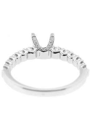 Single Row Diamond Engagement Ring with four Prong Center in 18K White Gold
