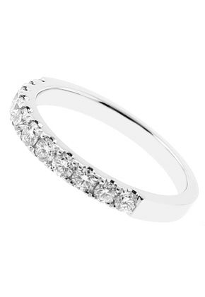 Ladies Single Row Wedding Band with Diamonds in 18kt White Gold
