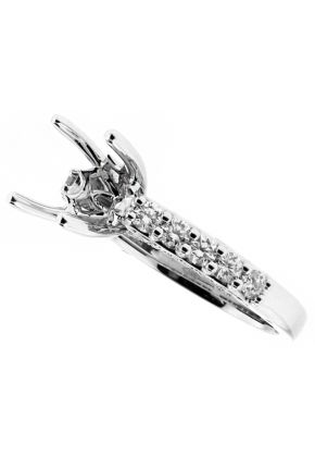 Single Row Prong Set Engagement Ring with Scalloped Side Design in 18kt White Gold