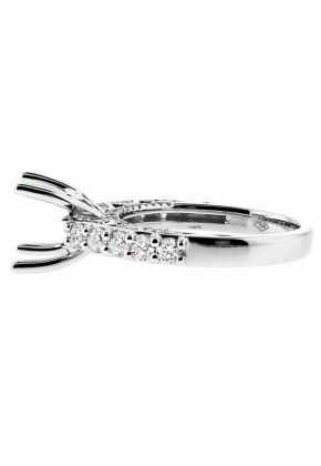 Single Row Prong Set Engagement Ring with Scalloped Side Design in 18kt White Gold