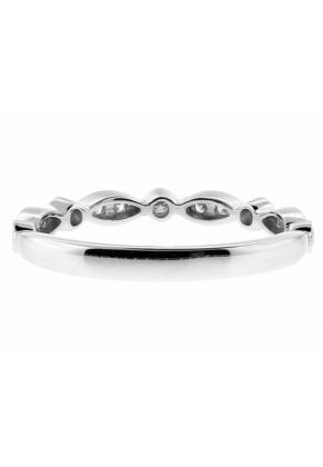 Ladies Stackable Diamond Ring in 18kt White Gold