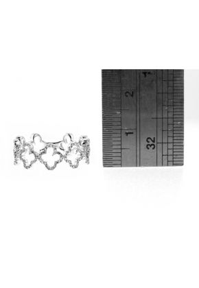 6.9mm Wide Open Clover Design Ladies Ring in 18kt White Gold