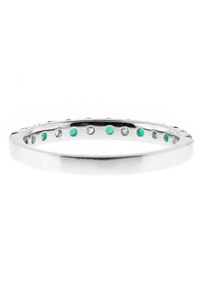 Alternating Emerald and Diamond Single Row Ladies Ring 2.5 mm Wide in 18kt White Gold