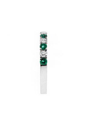 Alternating Emerald and Diamond Single Row Ladies Ring 2.5 mm Wide in 18kt White Gold