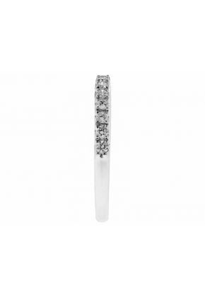 Single Row Wedding / Anniversary Band with Scallop Design Between Diamonds in 18k White Gold