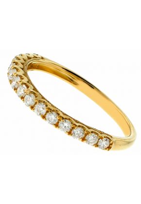 e Row Wedding / Anniversary Band with Scallop Design Between Diamonds in 18k Yellow Gold