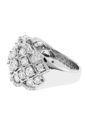 Openwork Cocktail Ring with a Pattern of Diamonds and Milgrain in 18k White Gold