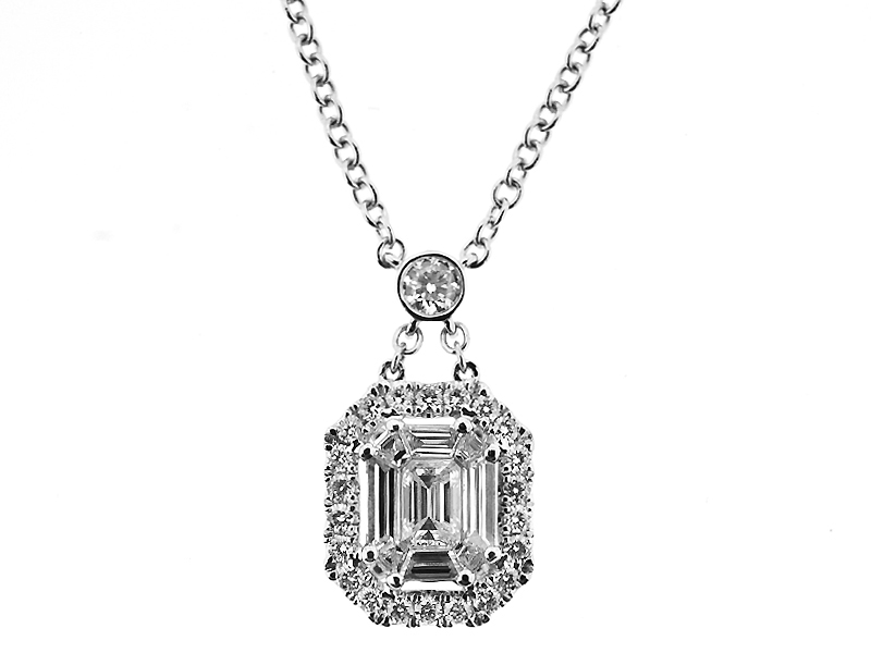 Diamond Necklace in 18K White Gold