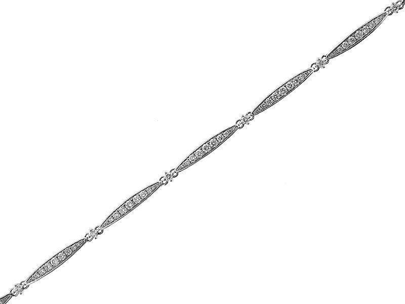 Bracelet with Graduated Sets of Round Diamonds Linked in 18k White Gold