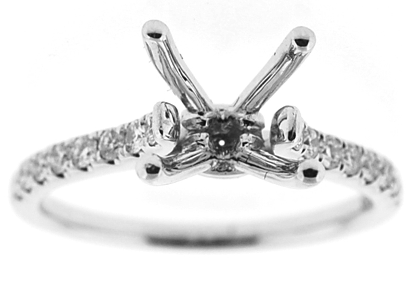 Single Row Diamond Engagement Ring in 18K White Gold