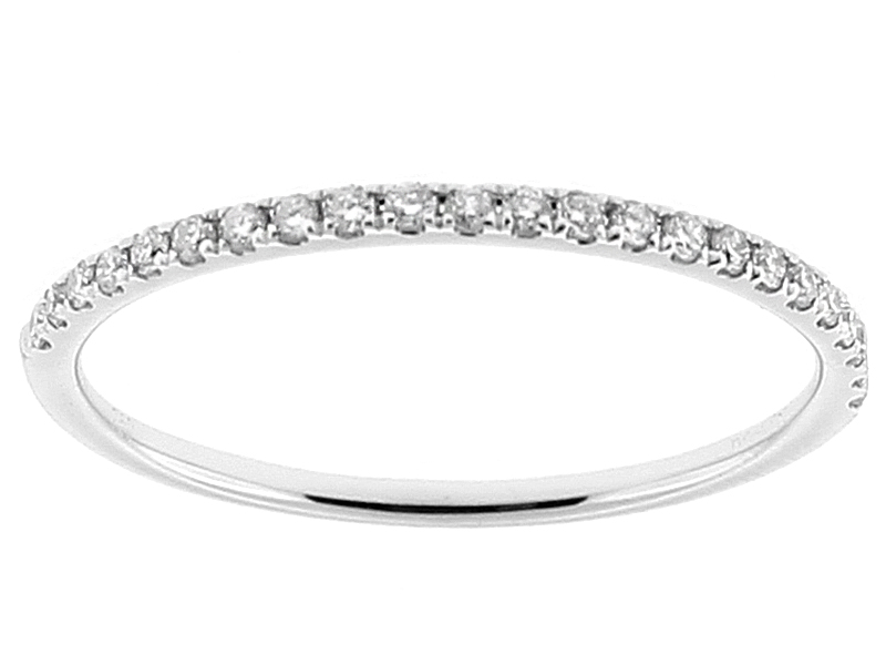 Ladies Single Row Wedding Band with Diamonds in 18kt White Gold