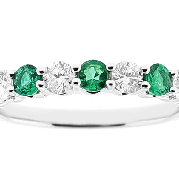 9 Stone Alternating Emerald and Diamond Ring in 18kt White Gold