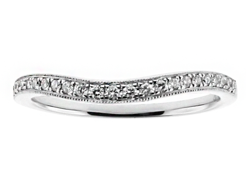 Curved Diamond Wedding Band Ring in 18kt White Gold