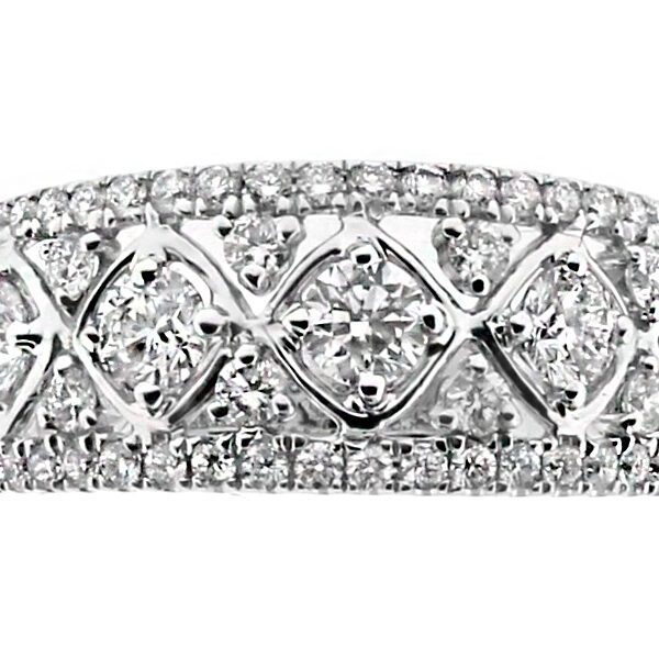 8.6mm Wide Ladies Diamond Fashion Right Hand Ring in 18kt White Gold