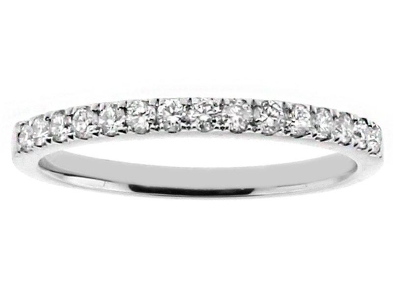 1.9mm Thin Single Row 15 Round Diamonds Wedding Band Ring in 18kt White Gold