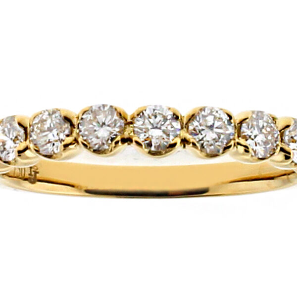 11 Stone 2.8mm Wide Diamond Wedding Band in 18kt Yellow Gold