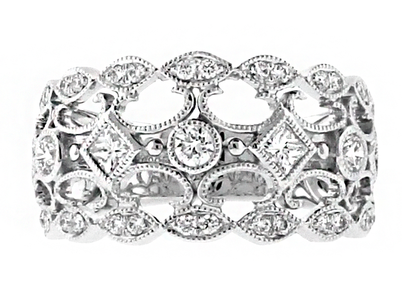 Open Lace Design Diamond Ring in 18kt White Gold