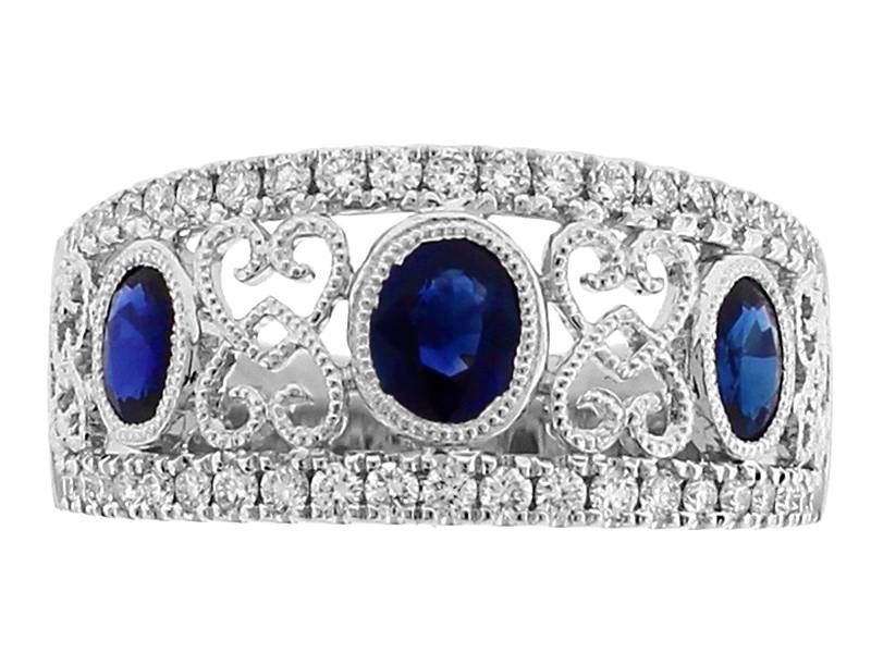 Sapphire Ring with Diamonds and Filigree Design in 18k White Gold
