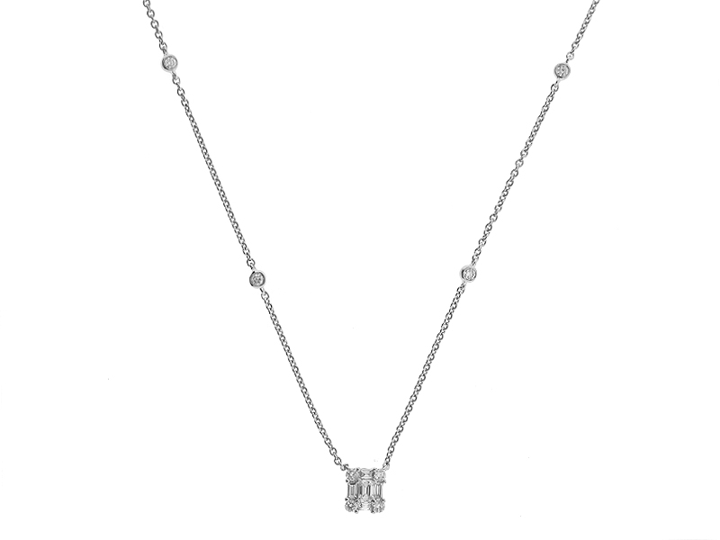 Emerald-Shaped Diamond Cluster Necklace in 18kt White Gold