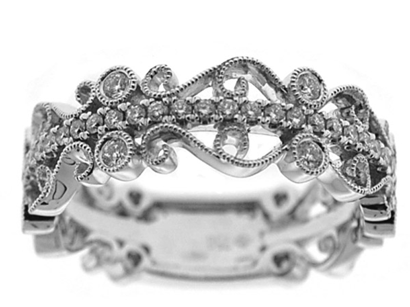 Milgrain Filigree Band with Bezel and Prong Set Round Diamonds in 18k White Gold