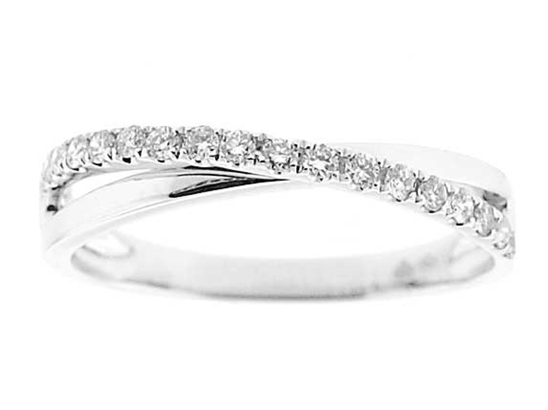 Crossover Band with Prong-Set Round Diamonds Set in 18k White Gold