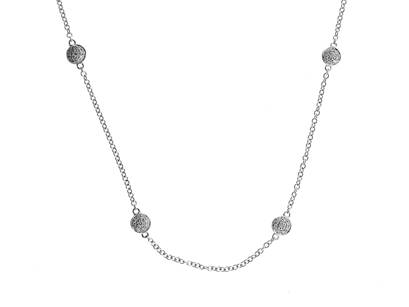 Round Clusters on Chain Necklaces