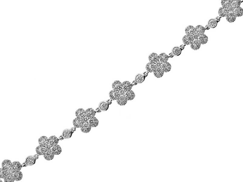 Flower Tennis Bracelet with Combination Set Round Diamonds in 18k White Gold